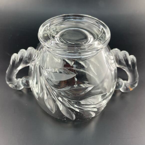 Vintage Indiana Glass Willow Pattern Sugar Dish, Mid Century Glass Sugar Bowl - Picture 10 of 12